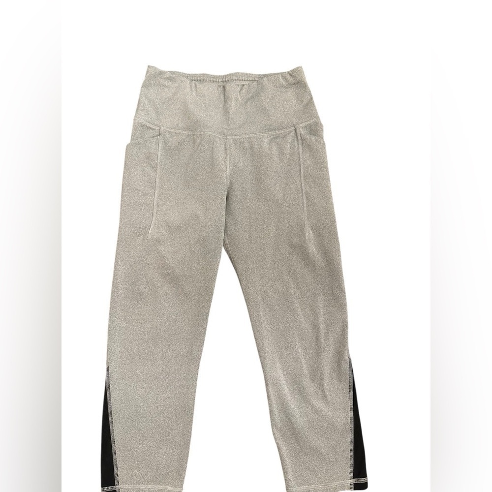 All In Motion Leggings with 20” inseam- like new.